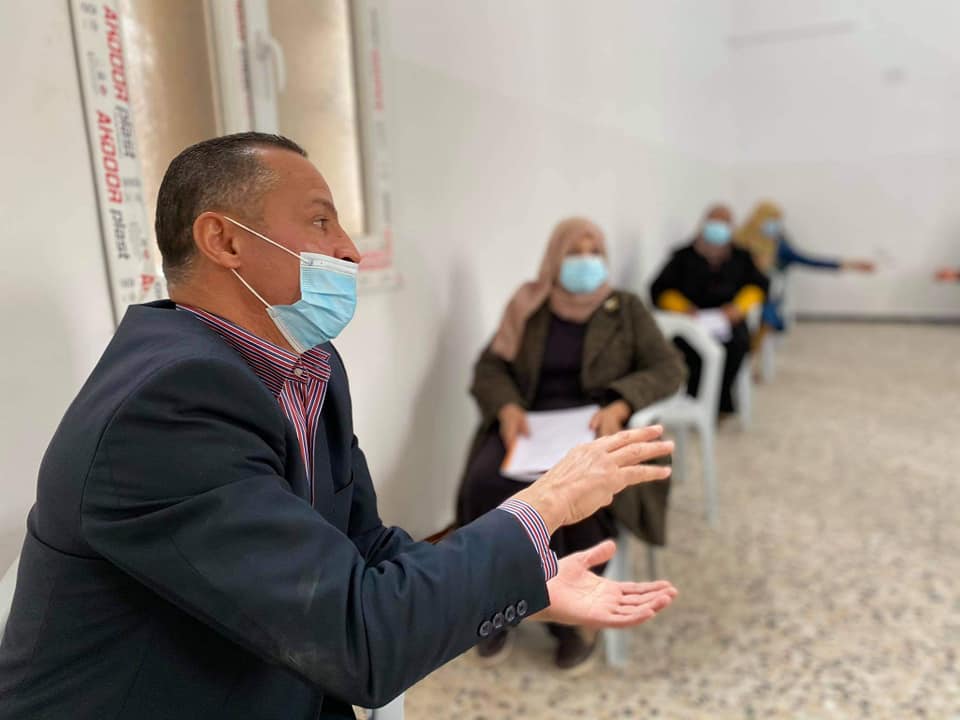 محاضرة توعوية تثقيفية للتعريف بمخاطر فيروس كورونا