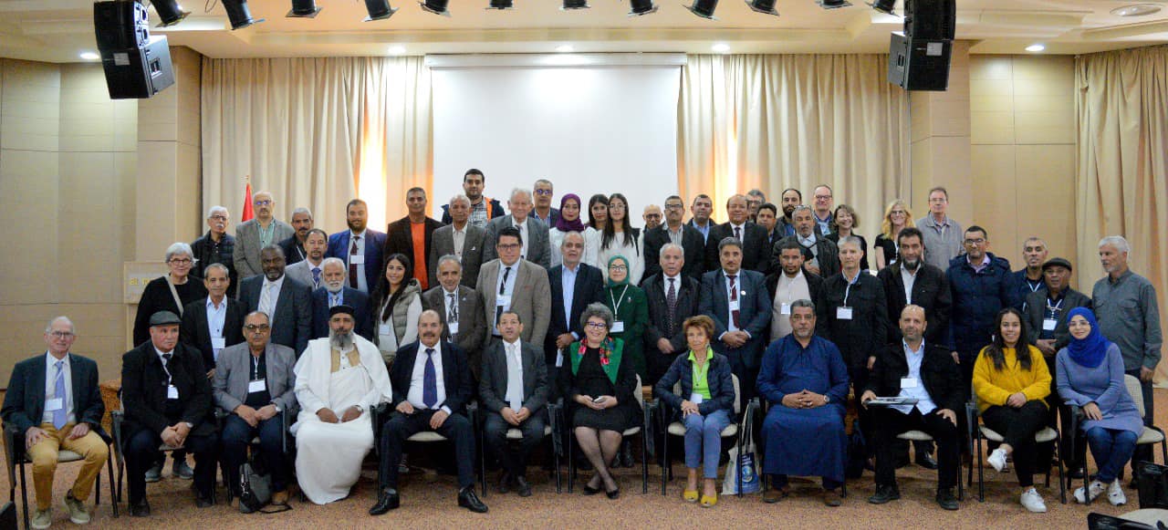 حفل أختتام الملتقى الأول للماء في الصحراء المنعقد بدولة تونس بجامعة توزر وبمشاركة وفد من جامعة الجفرة